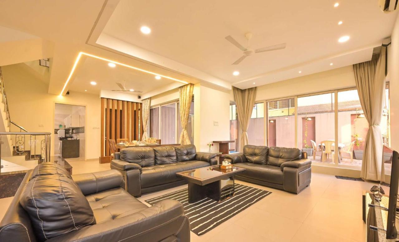 Tiki Tropics Villa Lonavala Bagian luar foto